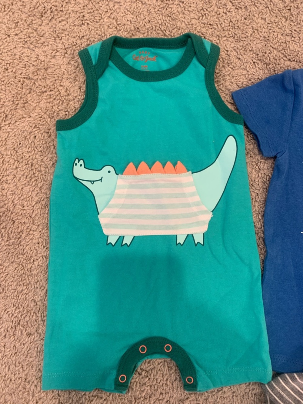Qty.7  Boy infant Rompers - Picture 3 of 8